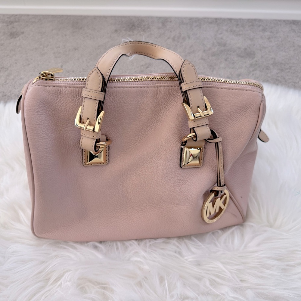 Michael Kors Grayson Medium Barrel Handbag